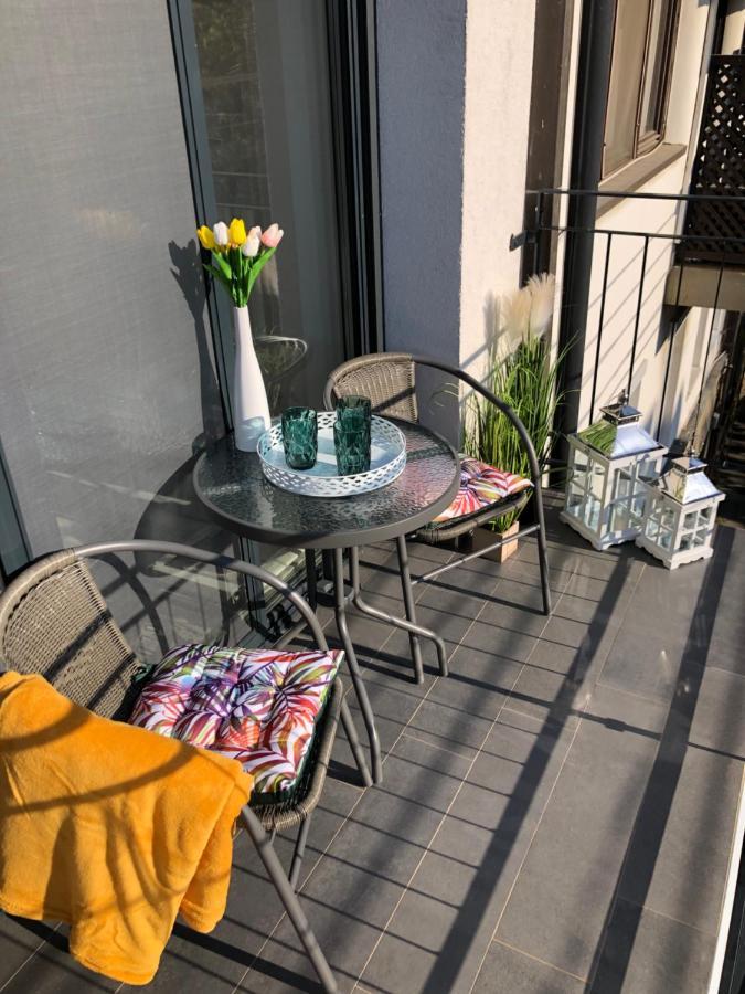 Szeged Gyoengye Delux Apartment ภายนอก รูปภาพ